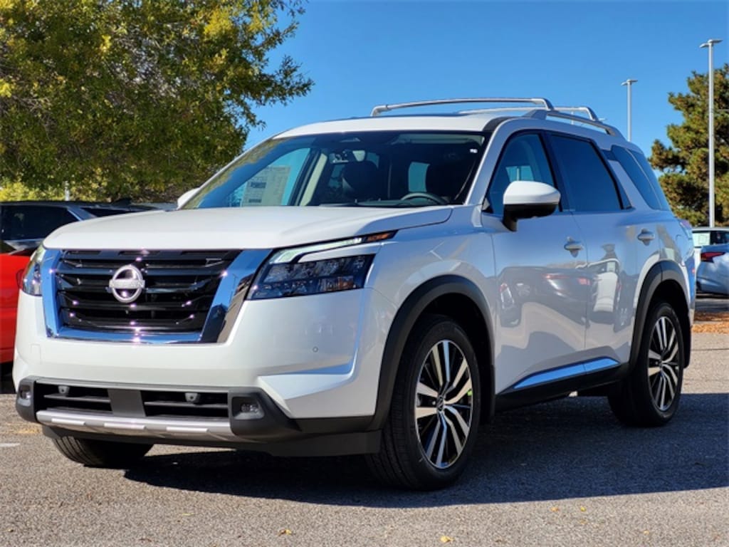New 2025 Nissan Pathfinder Platinum SUV
