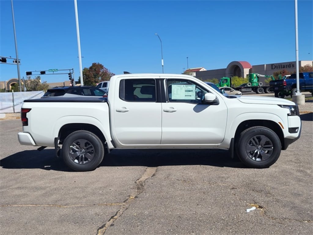 New 2026 Nissan Frontier SV Truck Crew Cab