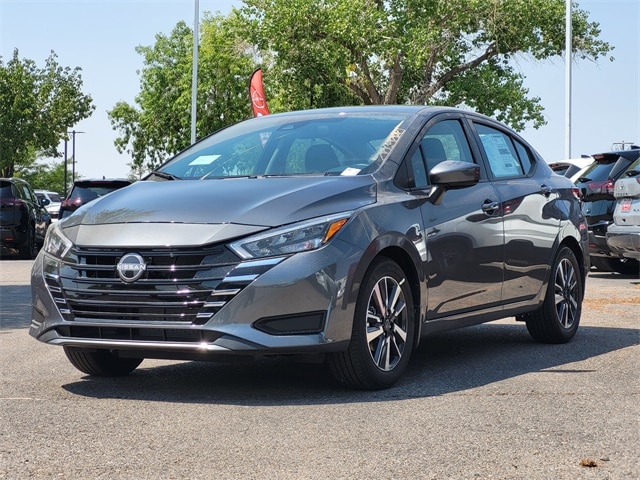 Versa Sedan SV