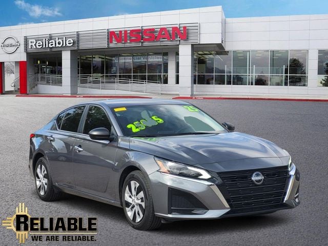 2025 Nissan Altima 2.5 S's photo