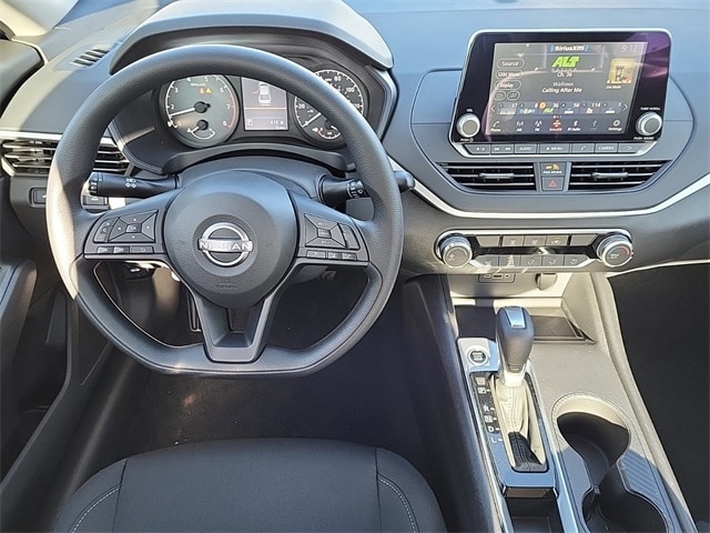 Altima S
