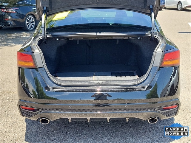 Altima SR