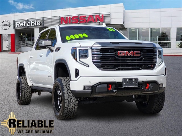 2023 GMC Sierra 1500 AT4's photo