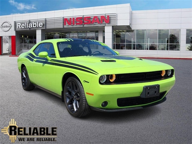Challenger SXT