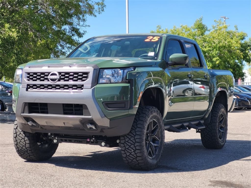 New 2025 Nissan Frontier SV Truck Crew Cab