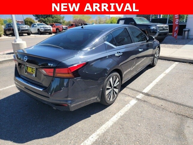 2021 Nissan Altima 2.5 SV photo 3
