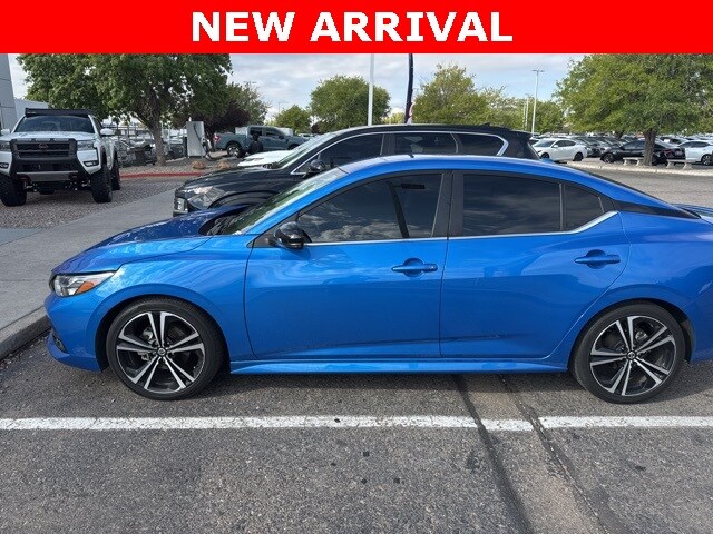 2021 Nissan Sentra SR photo 2
