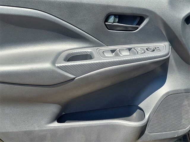 Versa Sedan S