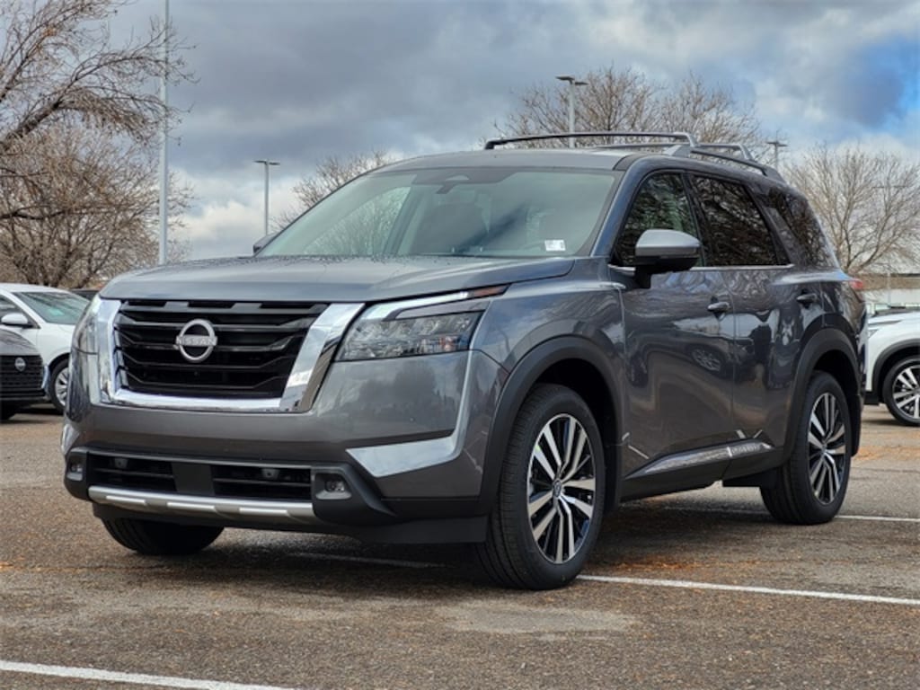 New 2025 Nissan Pathfinder Platinum SUV
