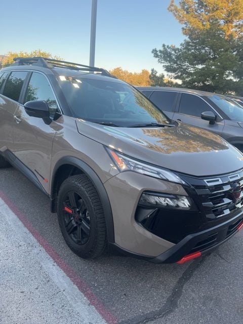 2025 Nissan Rogue Rock Creek AWD's photo