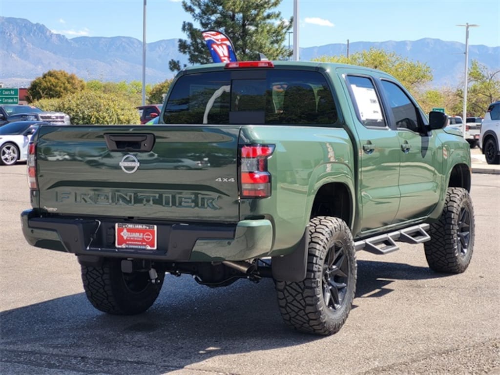 New 2025 Nissan Frontier SV Truck Crew Cab