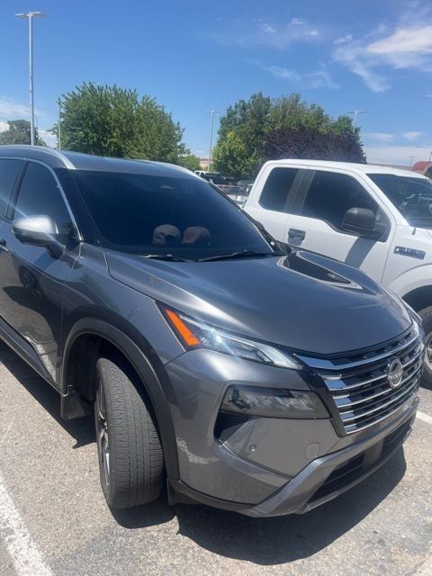 2025 Nissan Rogue SL AWD's photo