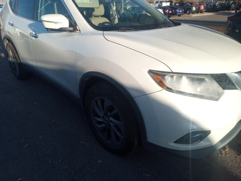 Used 2015 Nissan Rogue SL SUV