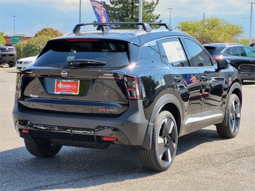 New 2026 Nissan Kicks SR SUV