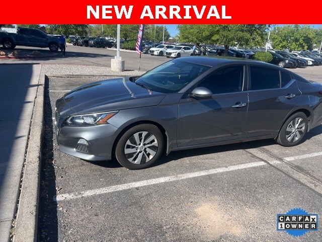 2020 Nissan Altima 2.5 S photo 2