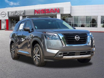 2025 Nissan Pathfinder Platinum SUV