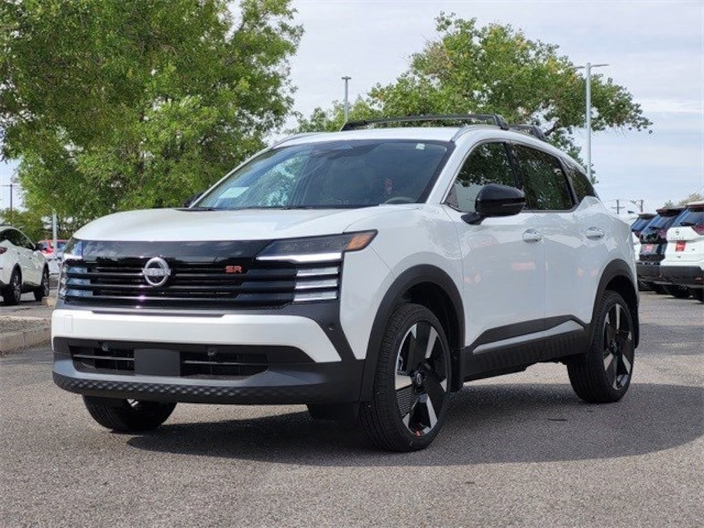 New 2026 Nissan Kicks SR SUV