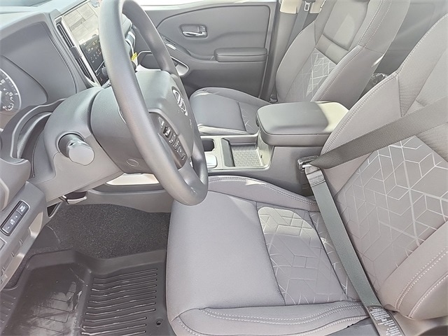 Frontier Crew Cab SV