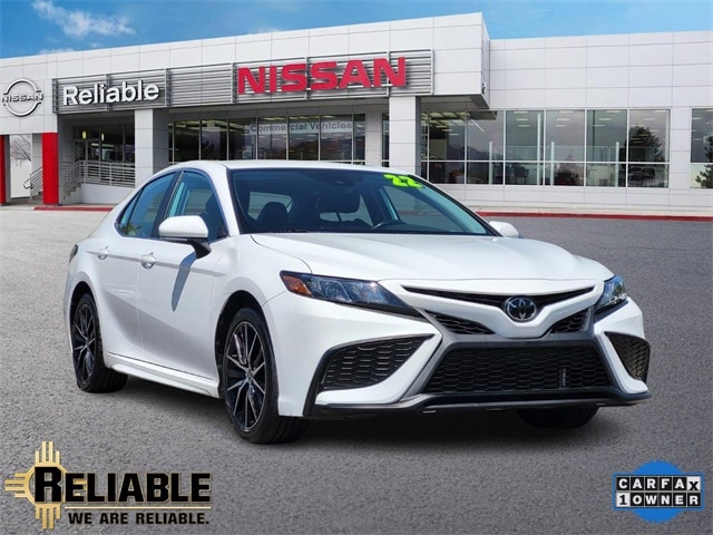 Camry SE
