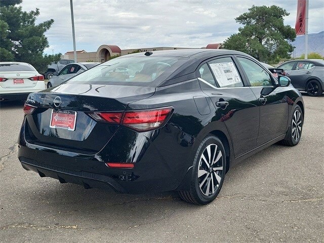 2025 Nissan Sentra SV photo 3
