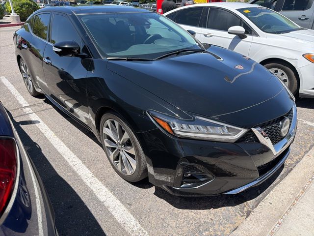 2023 Nissan Maxima Platinum's photo
