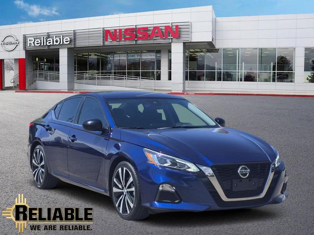Deep Blue Pearl 2022 Nissan Altima Sedan Front-Wheel Drive Continuously Variable Transmission