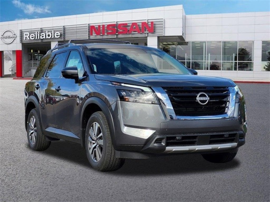 New 2025 Nissan Pathfinder SL SUV