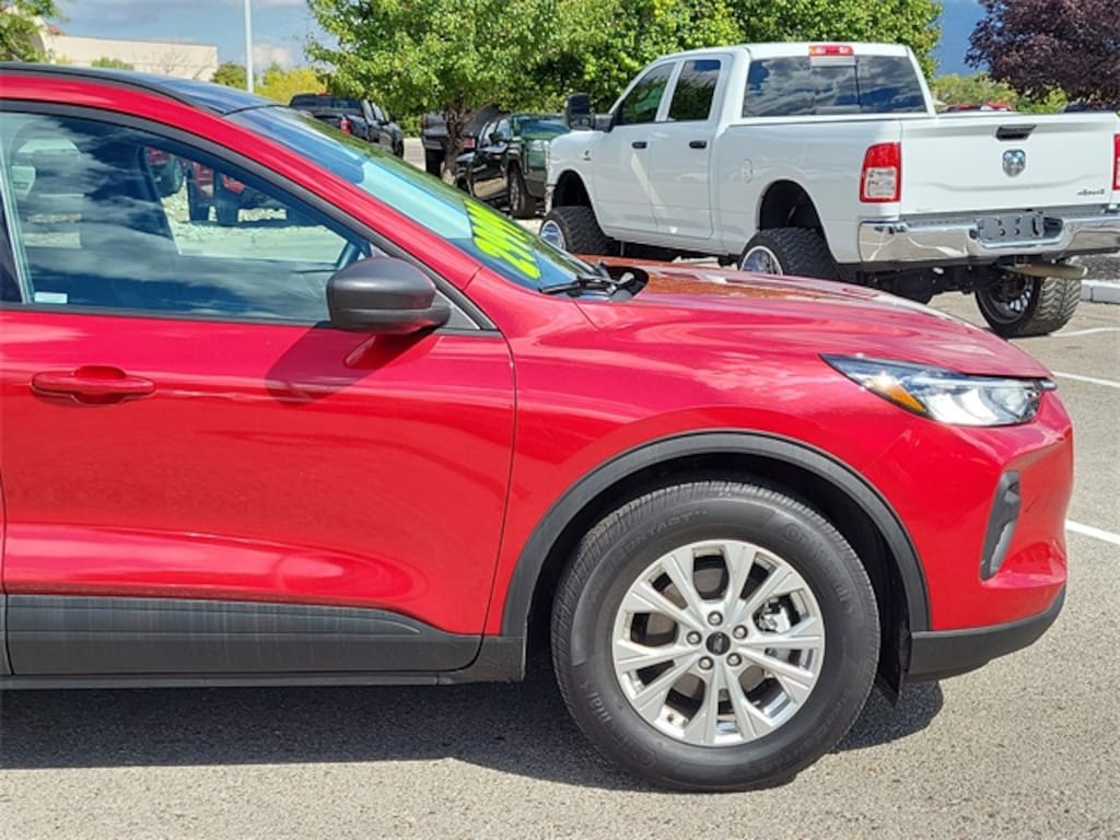 Used 2025 Ford Escape Active SUV
