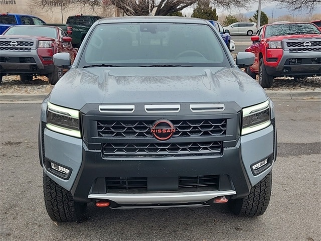 Frontier Crew Cab PRO-4X
