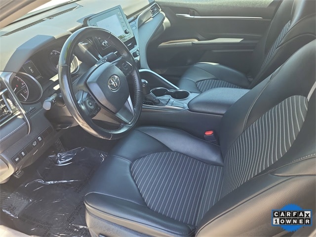 Camry SE