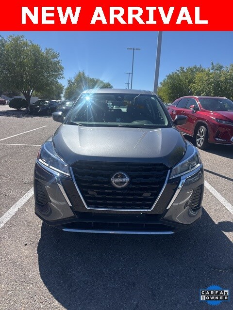 2024 Nissan Kicks S photo 2