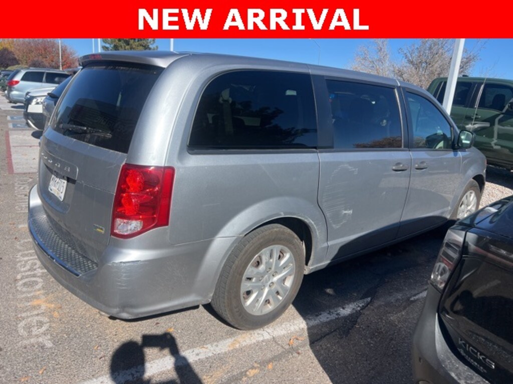 Used 2019 Dodge Grand Caravan SE Minivan/Van