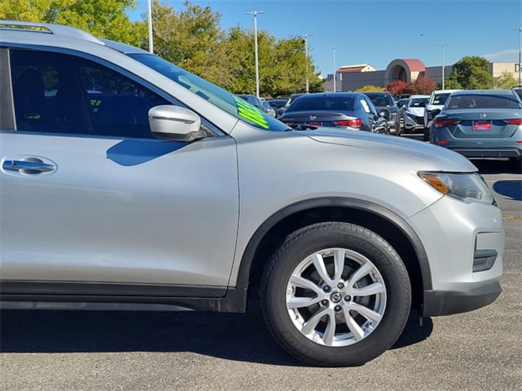 Used 2018 Nissan Rogue SV SUV