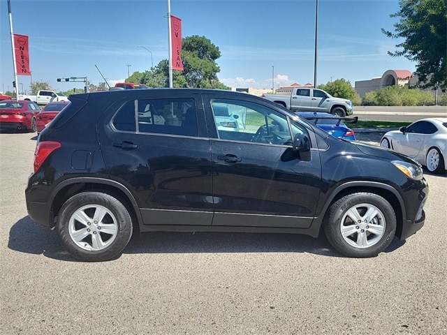 Used 2022 Chevrolet Trax LS with VIN KL7CJKSM6NB526941 for sale in Albuquerque, NM