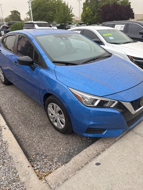 2020 Nissan Versa 1.6 S CVT's photo