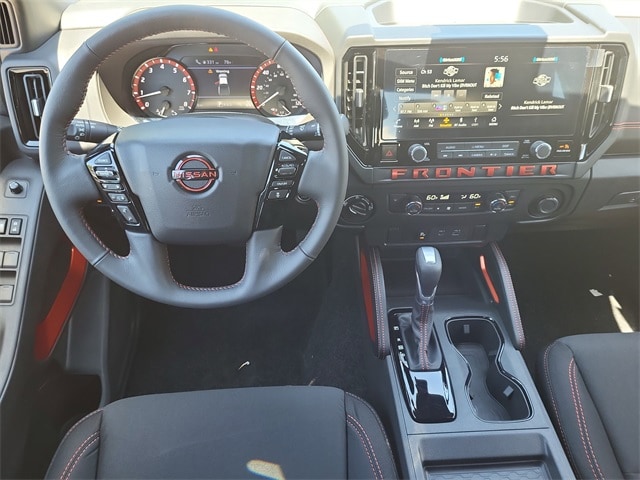 Frontier Crew Cab PRO-4X
