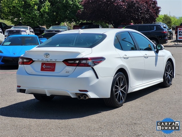 Camry SE