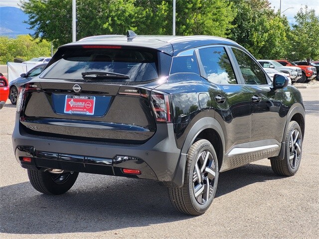 2026 Nissan Kicks SV photo 3