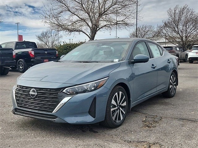 2025 Nissan Sentra SV photo 4