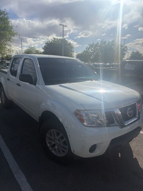 2021 Nissan Frontier SV Crew Cab 4X4 SWB's photo