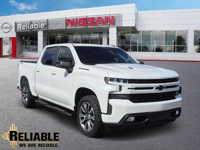  2022 Chevrolet Silverado 1500 RST Crew Cab 4WD   