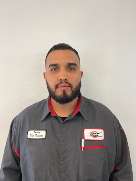 Staff member Daniel Rueda from ID_82445c6e6ec3