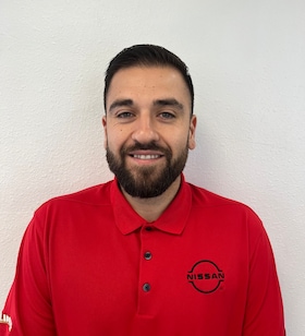 Staff member Ramon Mendoza from ID_82445c6e6ec3