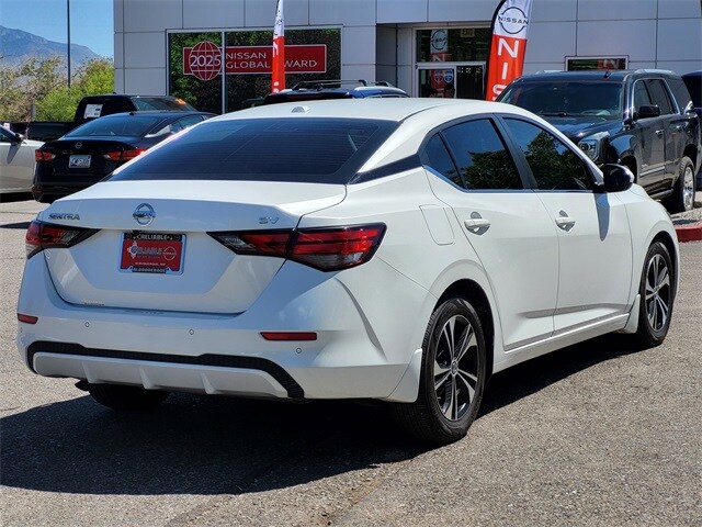2023 Nissan Sentra SV photo 3
