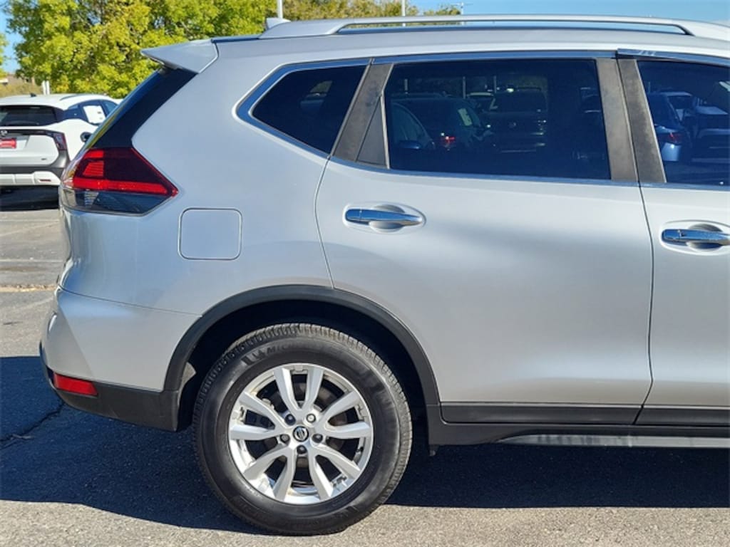 Used 2018 Nissan Rogue SV SUV