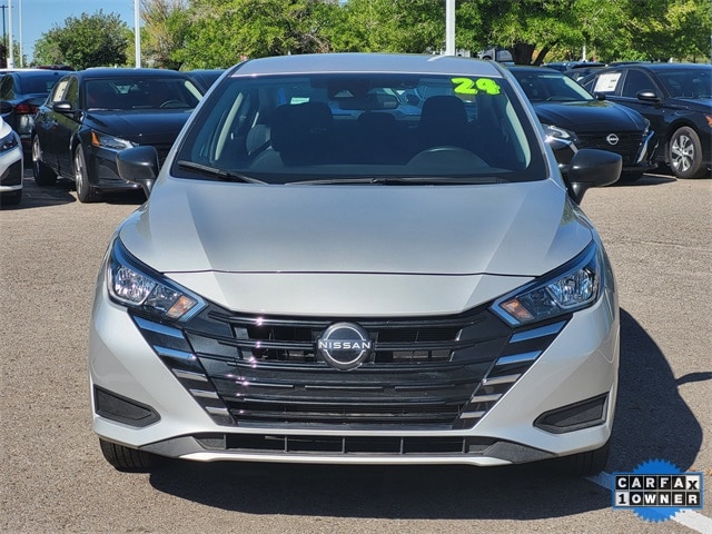 Versa Sedan S