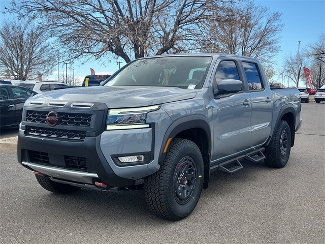 Frontier Crew Cab PRO-4X