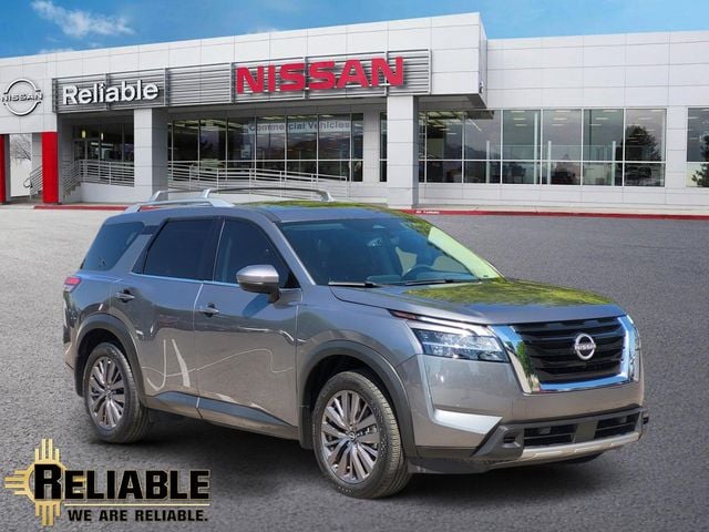 2023 Nissan Pathfinder SL 2WD's photo