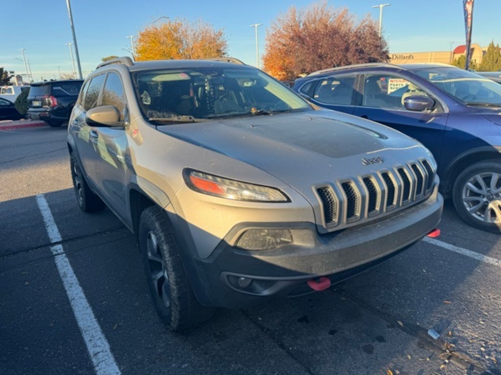 Used 2015 Jeep Cherokee Trailhawk SUV