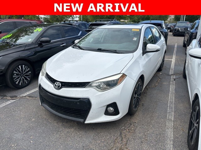2014 Toyota Corolla LE photo 3